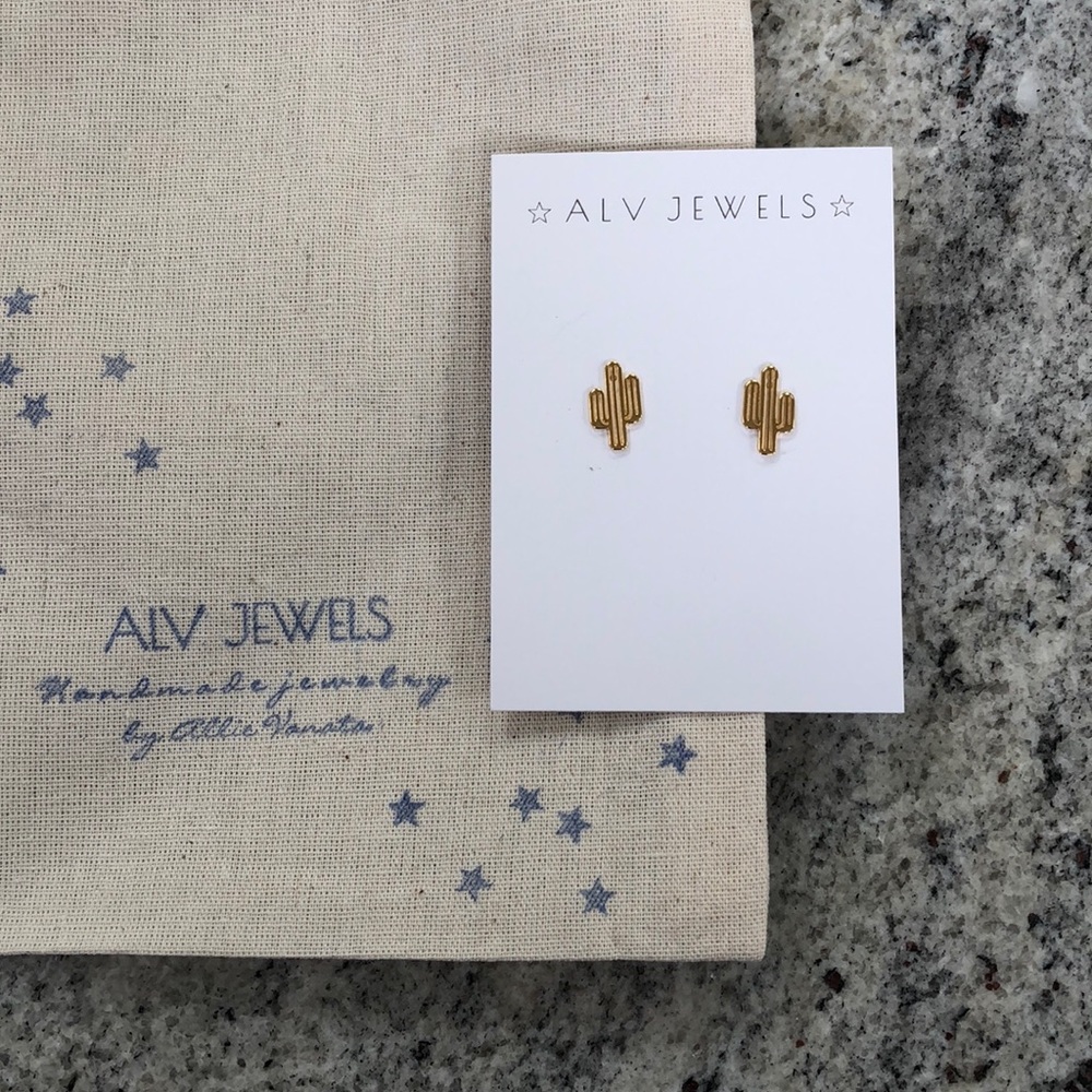 ALV JEWELS Gold Cactus Stud Earrings